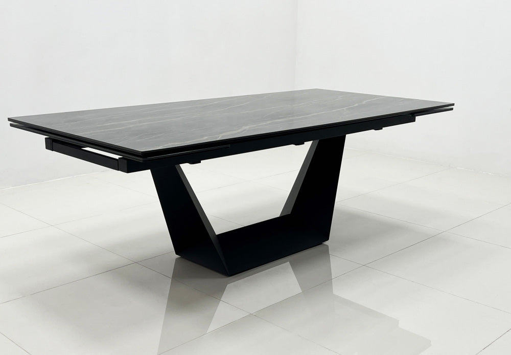 DT713 Dining Table