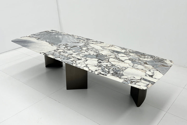 DT721 Dining Table
