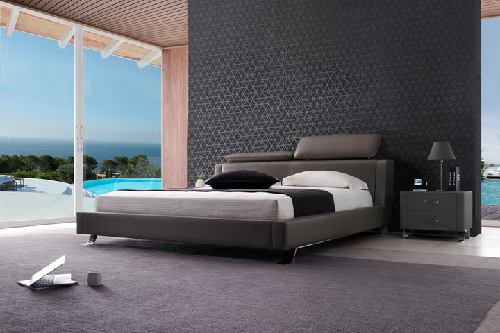 GC1698B Upholstered Bed