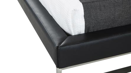 GC1702 Upholstered Bed