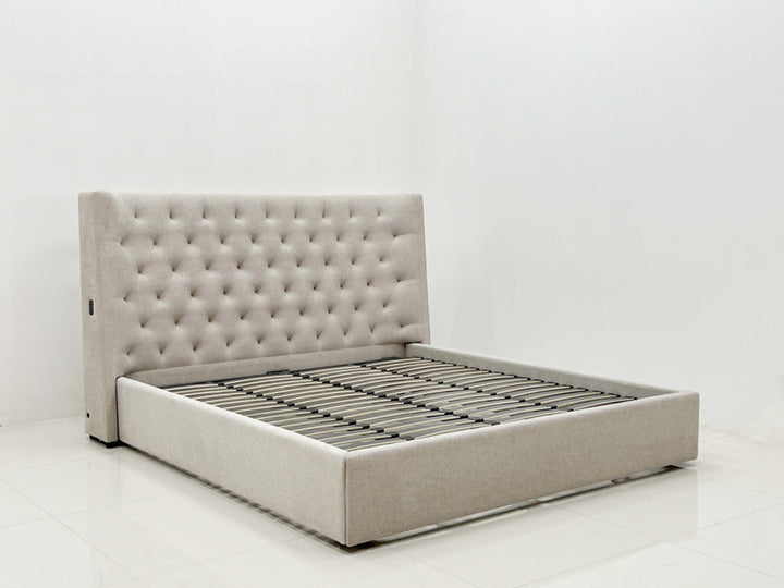 GC1726 Upholstered Bed