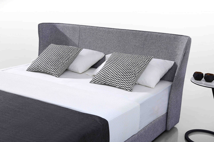 GC1732 Upholstered Bed