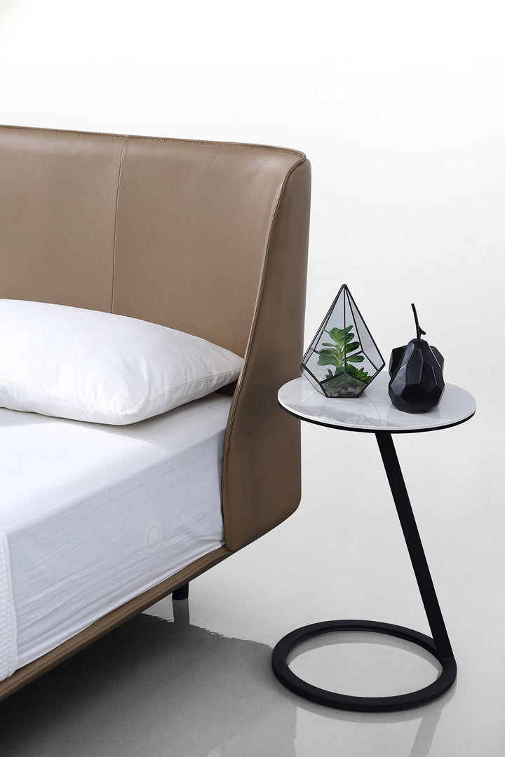 GC1733 Upholstered Bed
