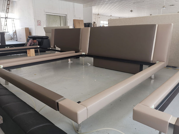 GC1805 Upholstered Bed