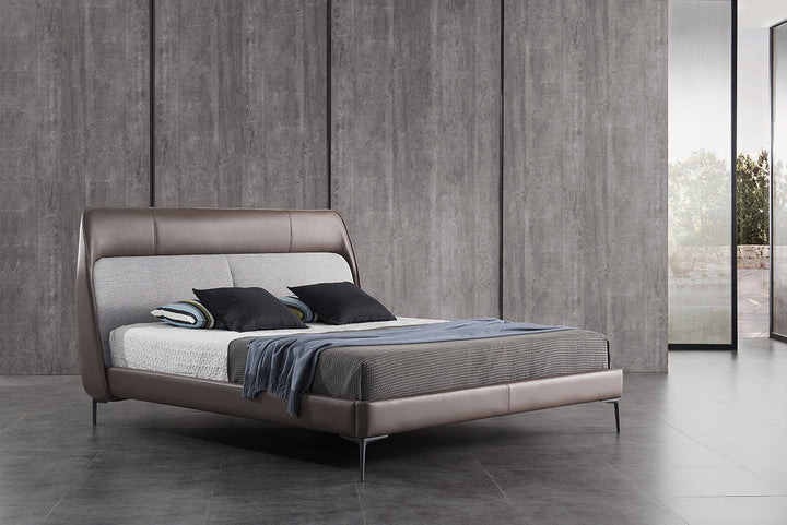 GC1833 Upholstered Bed