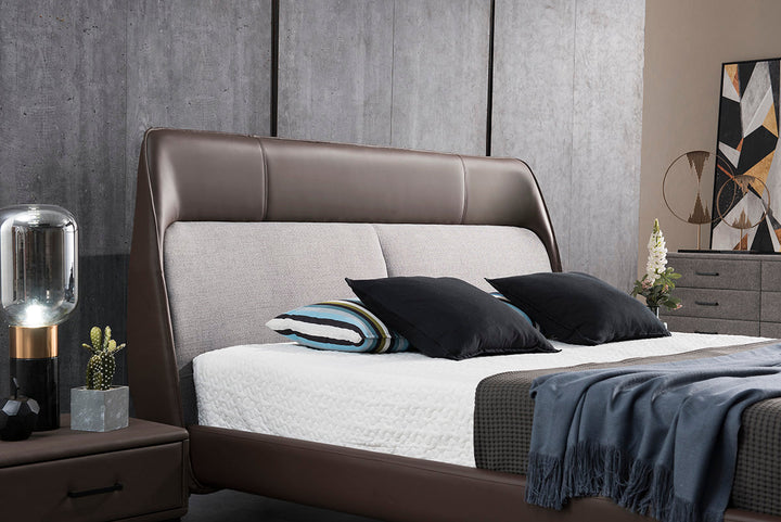 GC1833 Upholstered Bed