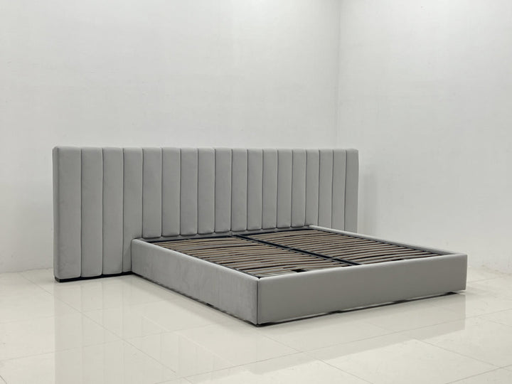 GC2009 Upholstered Bed
