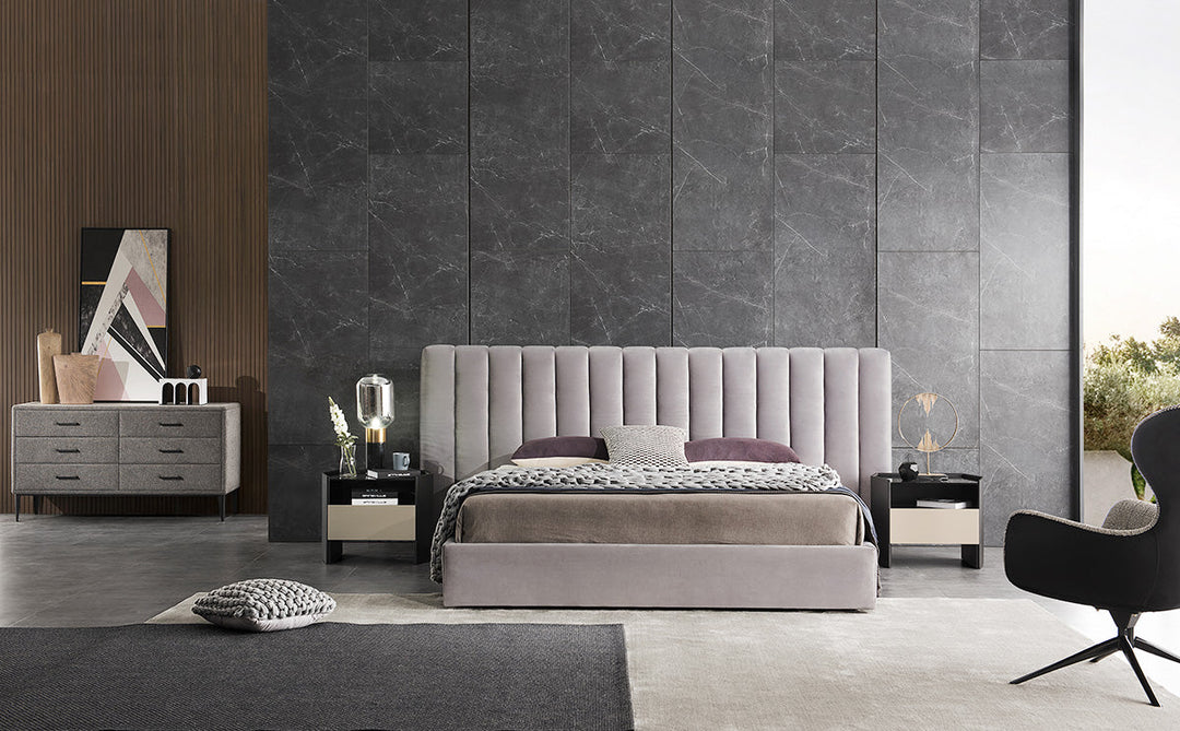 GC2009 Upholstered Bed