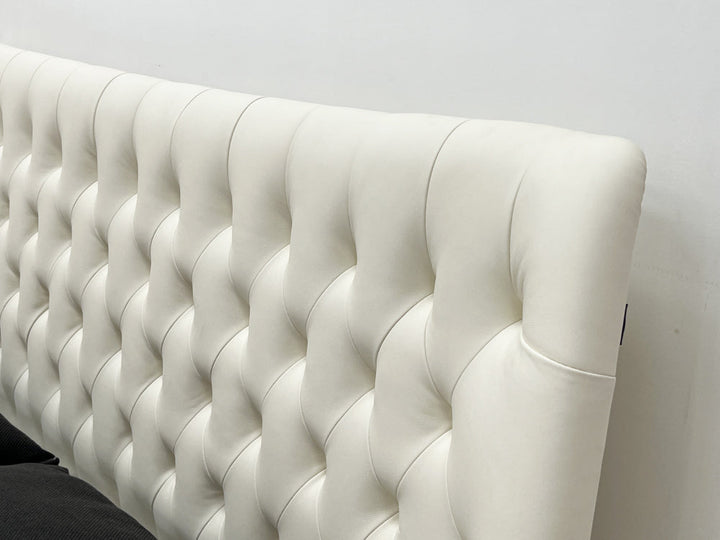 GC2012 Upholstered Bed