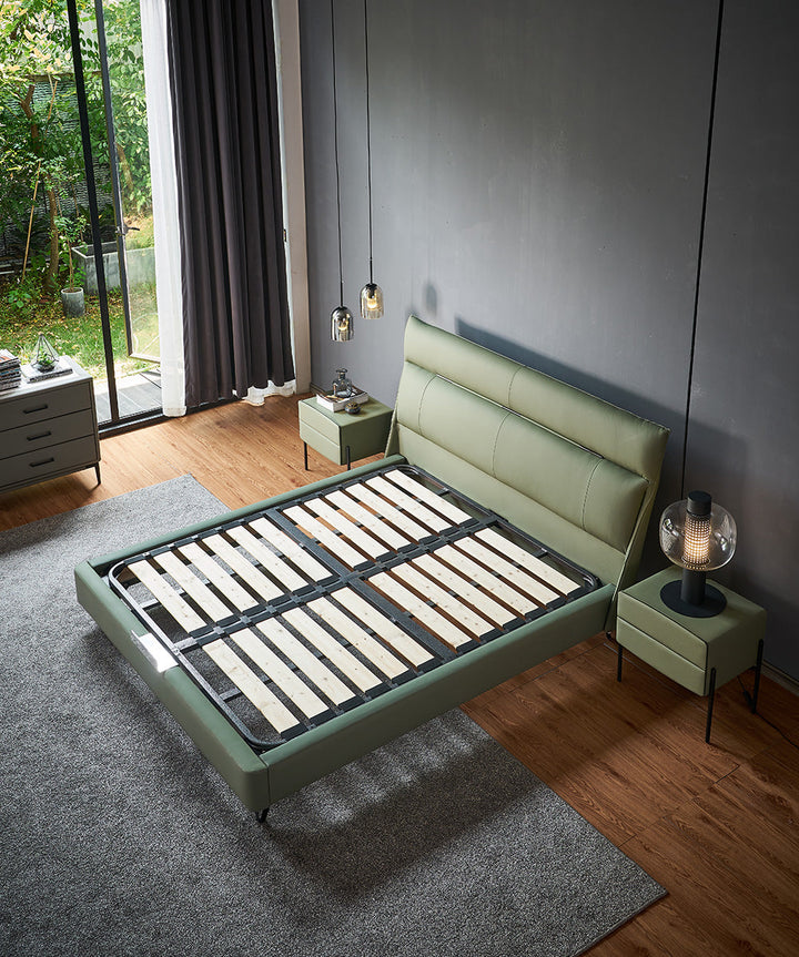 GC2117 Upholstered Bed