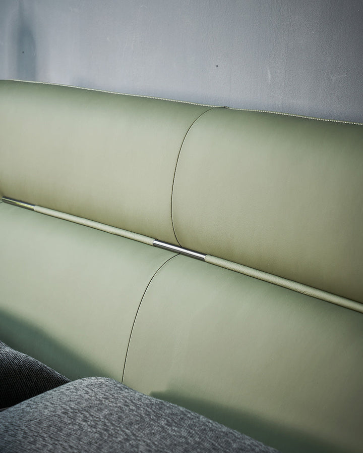 GC2117 Upholstered Bed