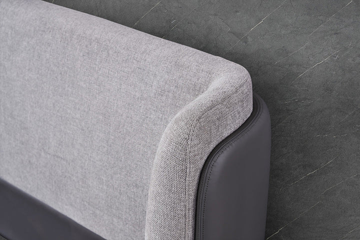 GC2123 Upholstered Bed
