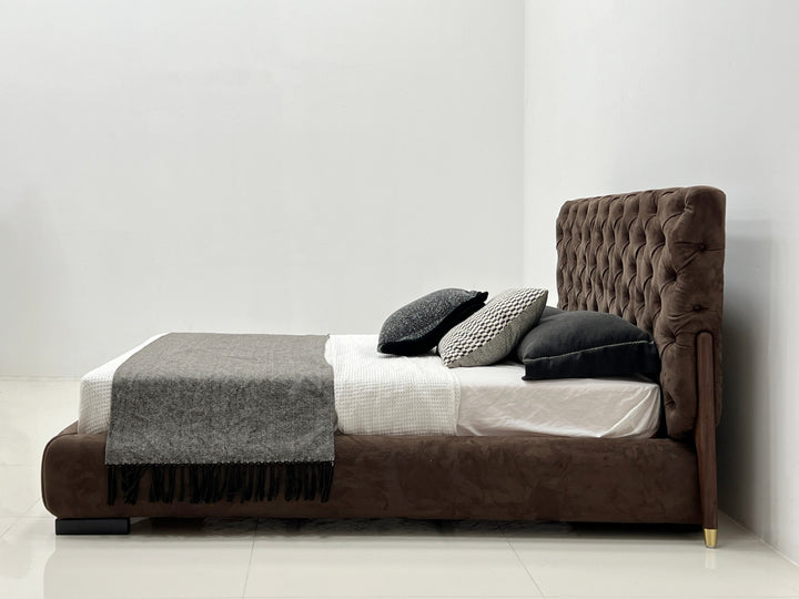 GC2127 Upholstered Bed