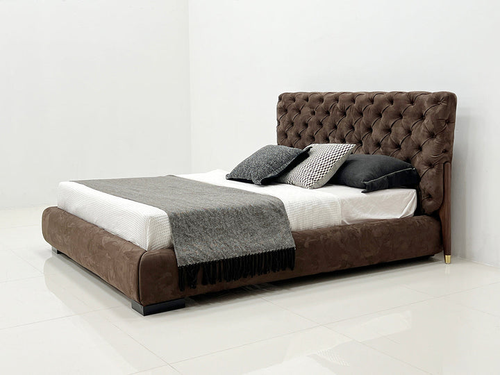 GC2127 Upholstered Bed