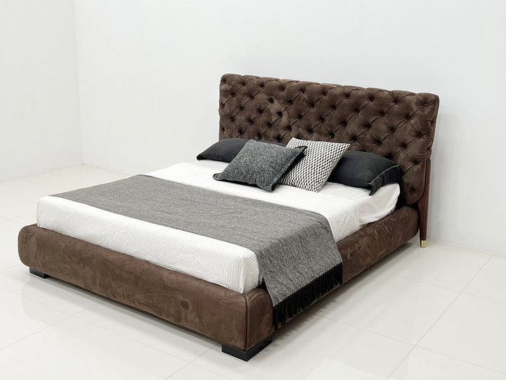 GC2127 Upholstered Bed