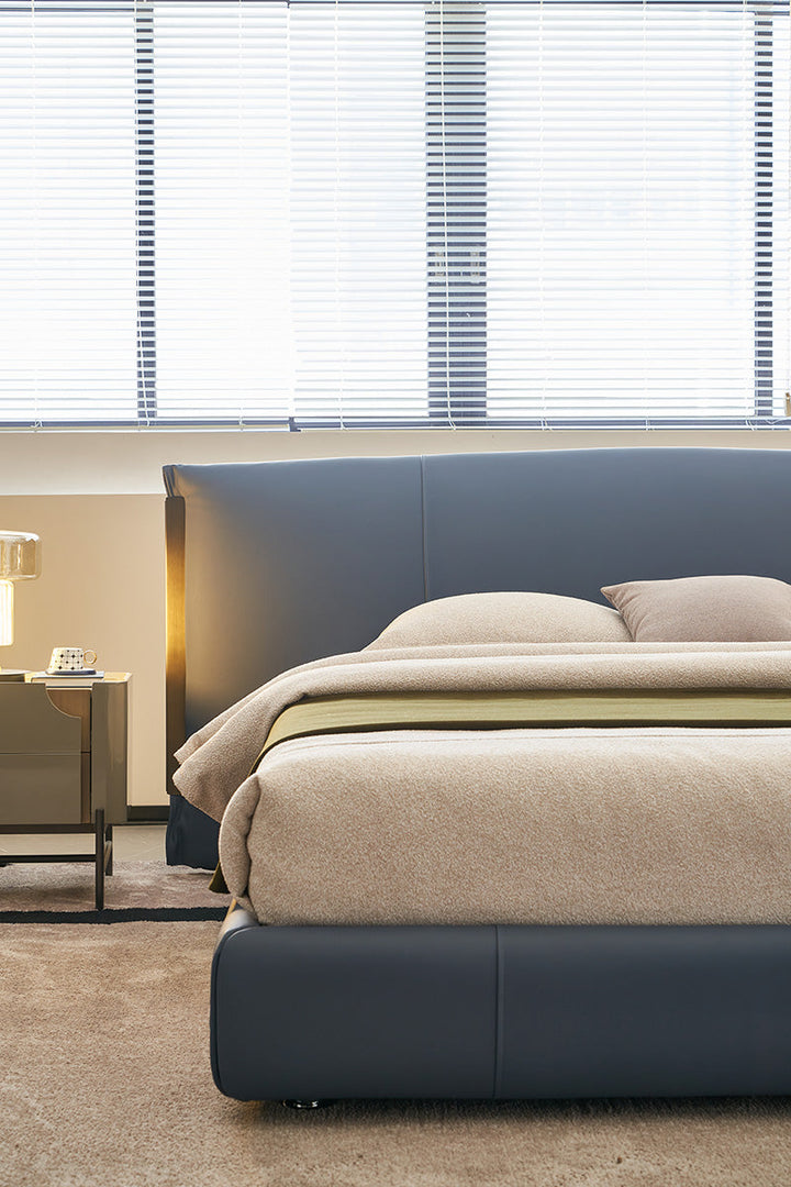 GC2201 Upholstered Bed