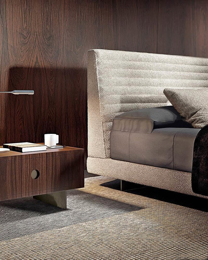 GC2207 Upholstered Bed
