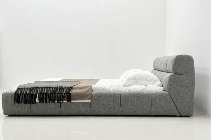 GC2216 Upholstered Bed