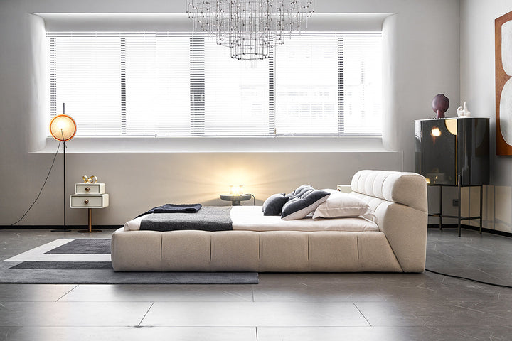 GC2216 Upholstered Bed