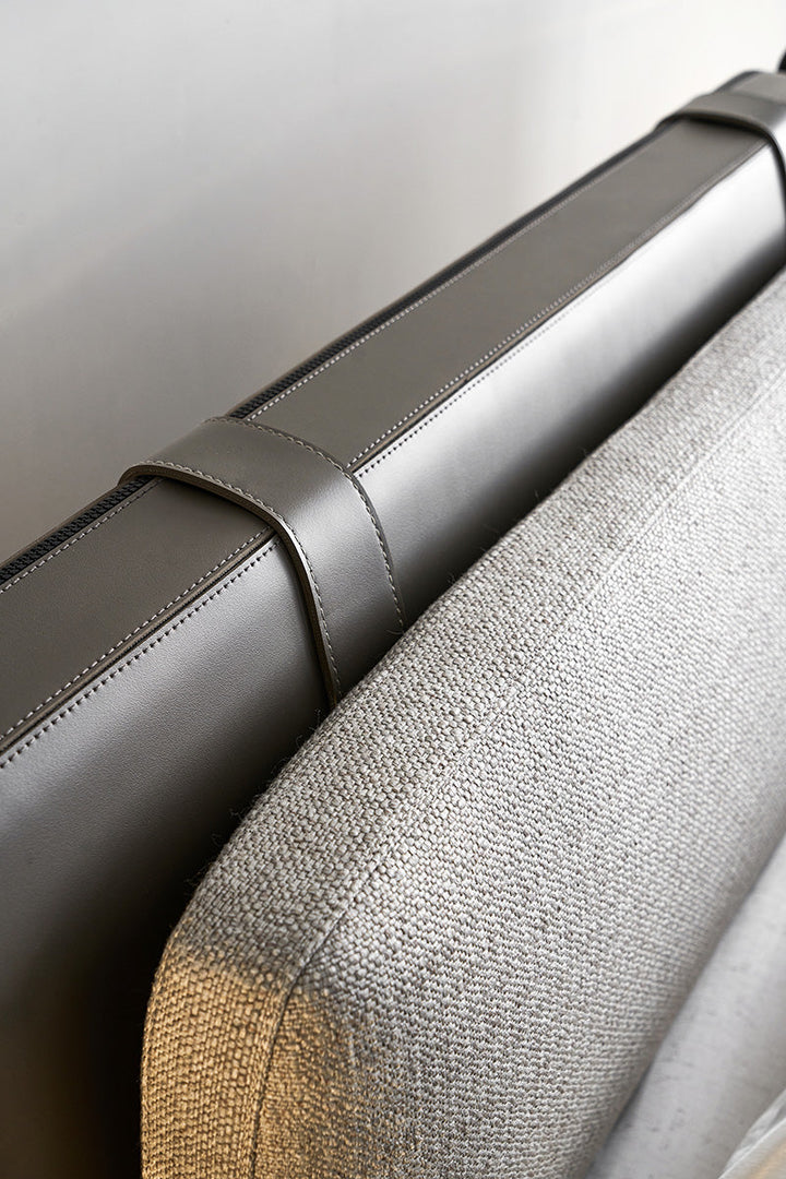 GC2220 Upholstered Bed