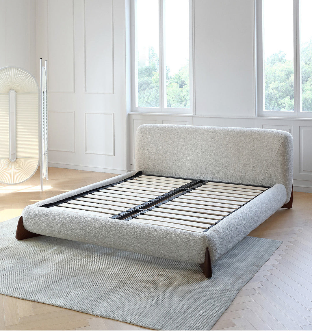 GC2233 Upholstered Bed