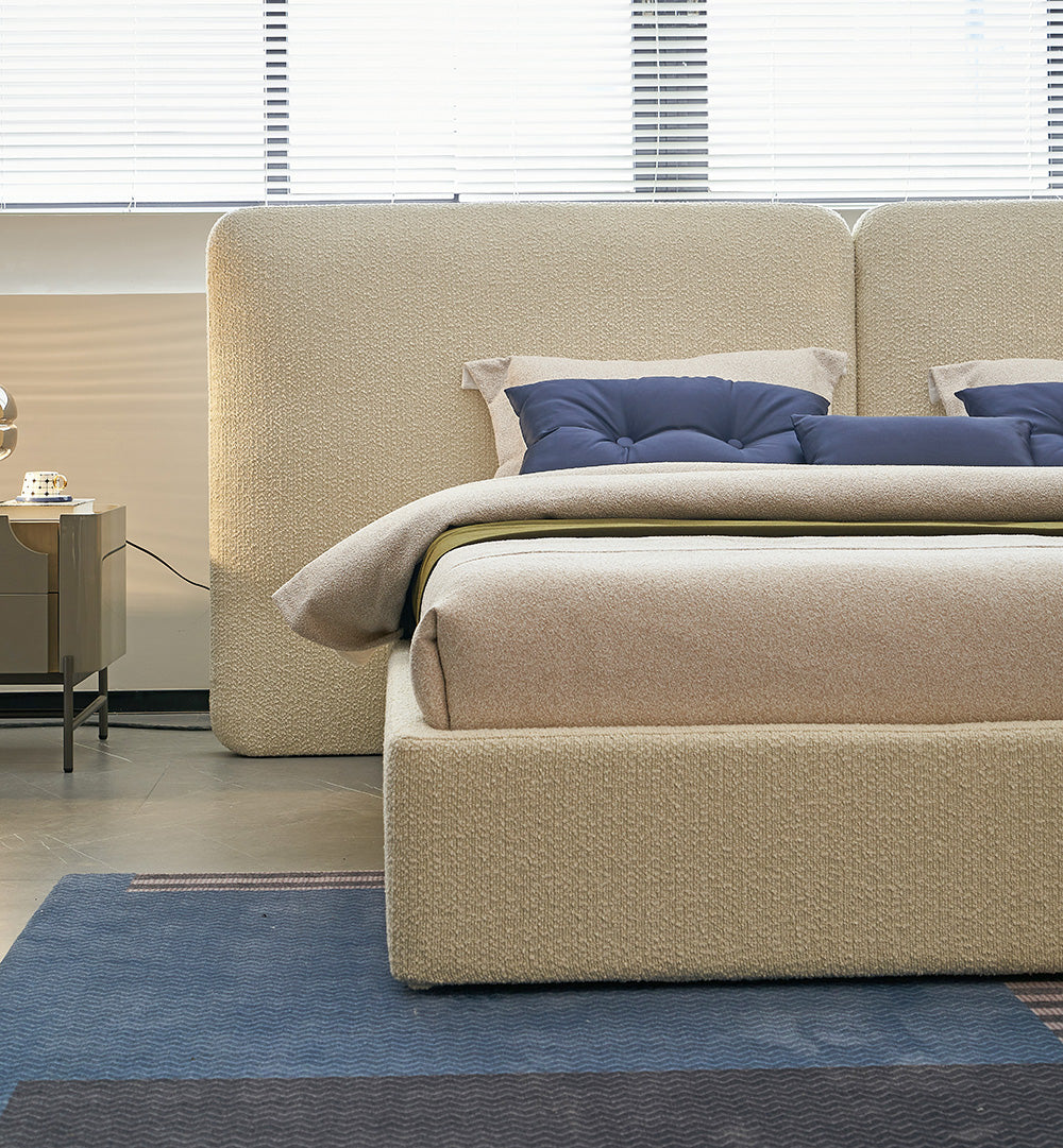 GC2237 Upholstered Bed