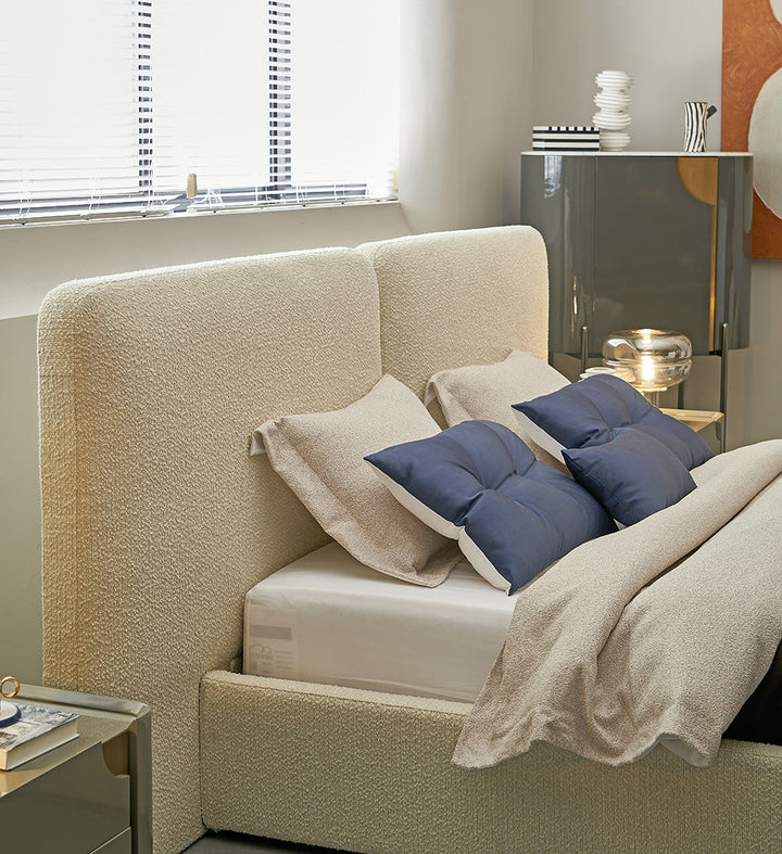 GC2237 Upholstered Bed