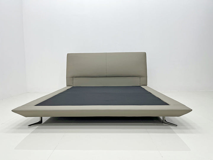 GC2240 Upholstered Bed