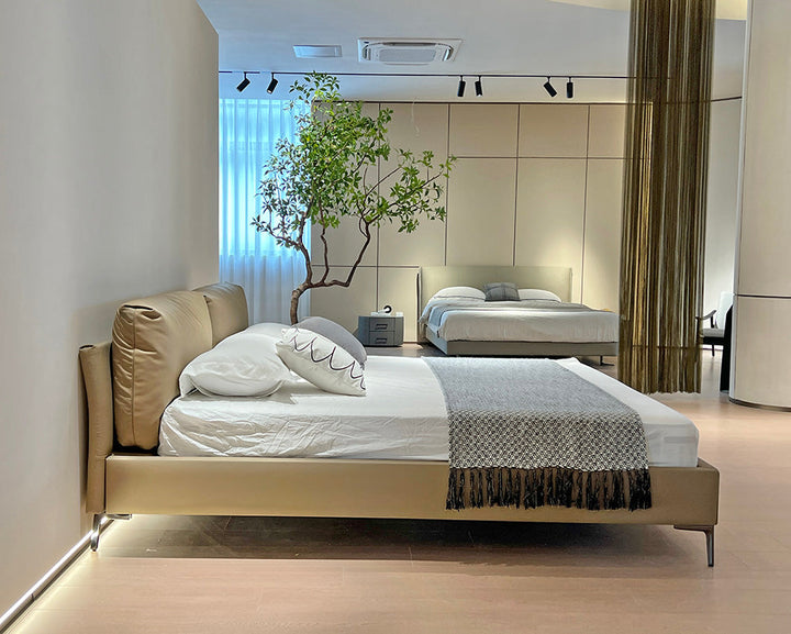 GC2241 Upholstered Bed