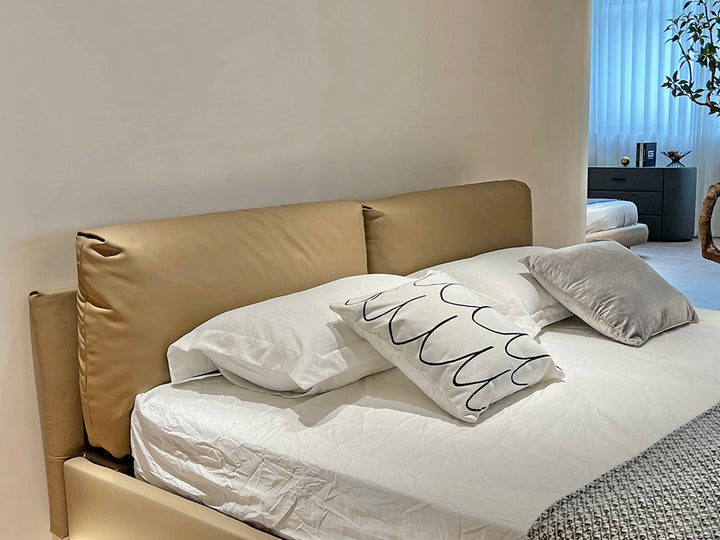 GC2241 Upholstered Bed
