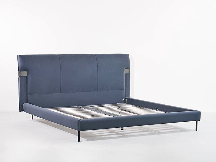 GC2243 Upholstered Bed