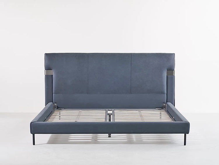 GC2243 Upholstered Bed