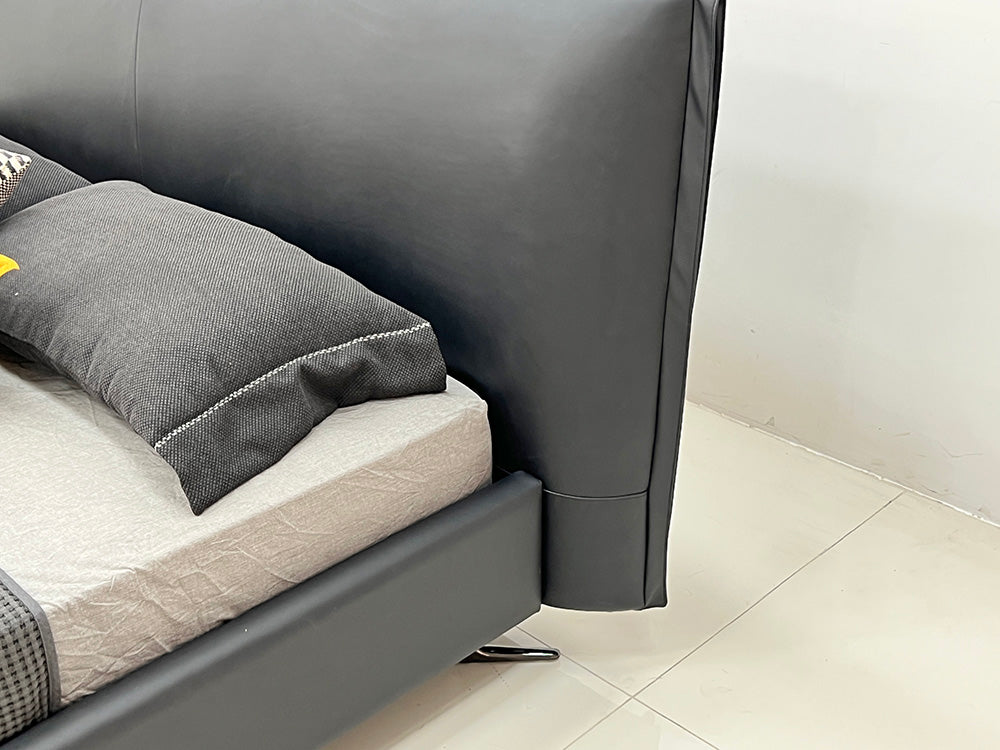 GC2245 Upholstered Bed