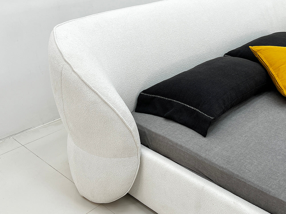 GC2251 Upholstered Bed