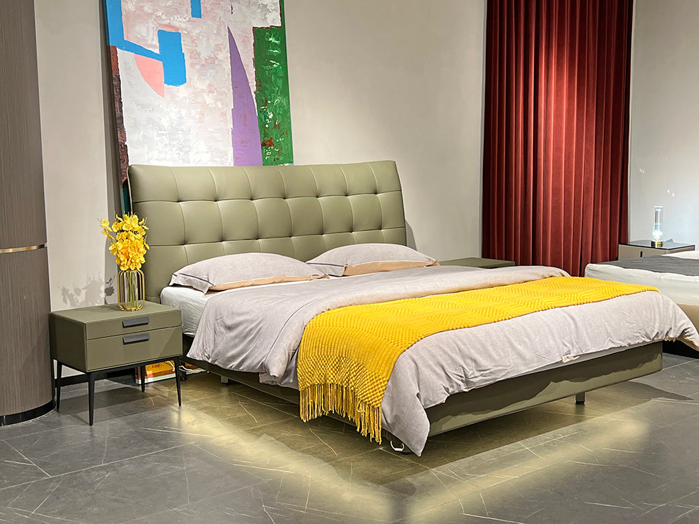 GC2252 Upholstered Bed