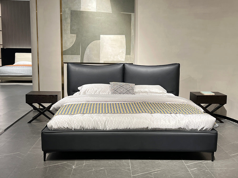 GC2257 Upholstered Bed