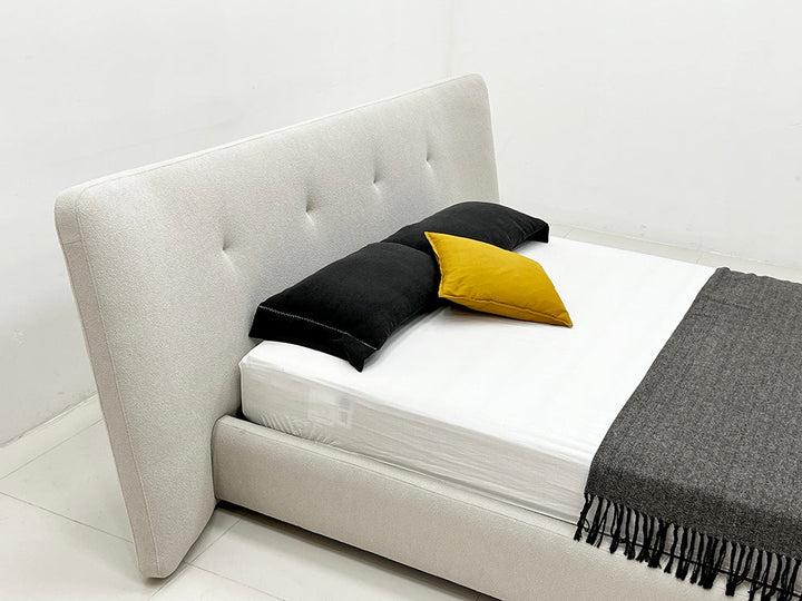 GC2305 Upholstered Bed