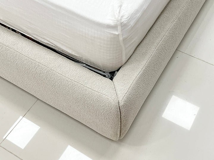 GC2305 Upholstered Bed