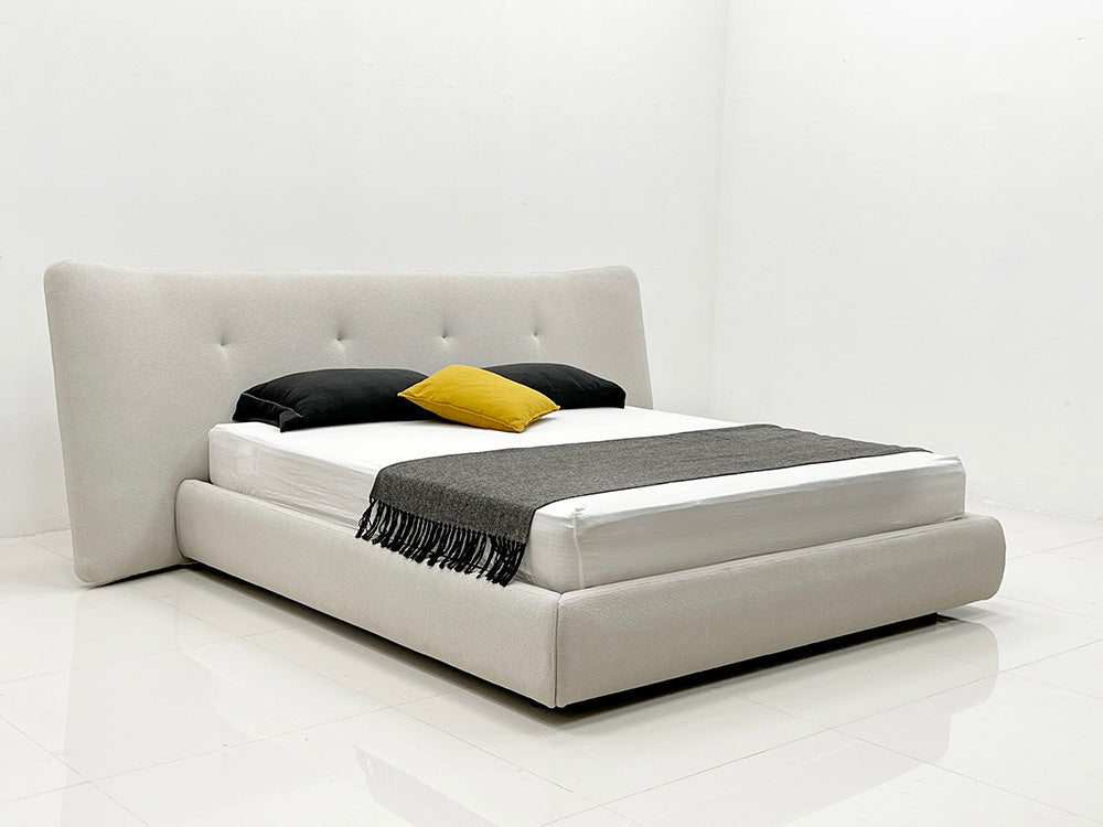 GC2305 Upholstered Bed