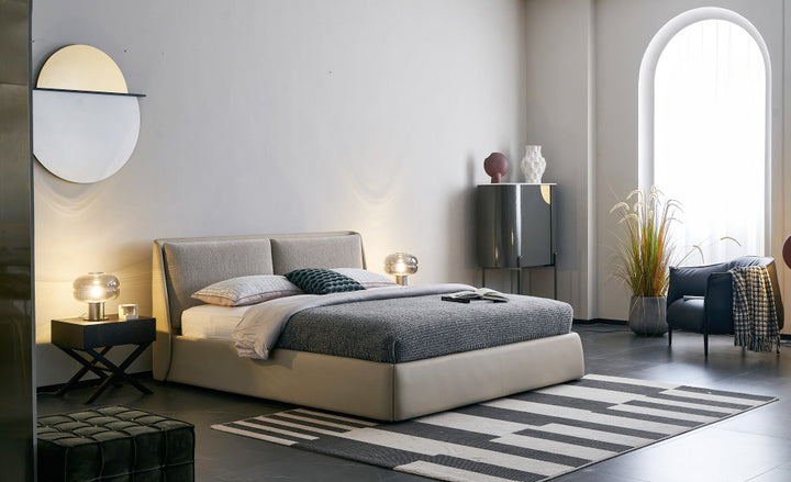 GC2319 Upholstered Bed