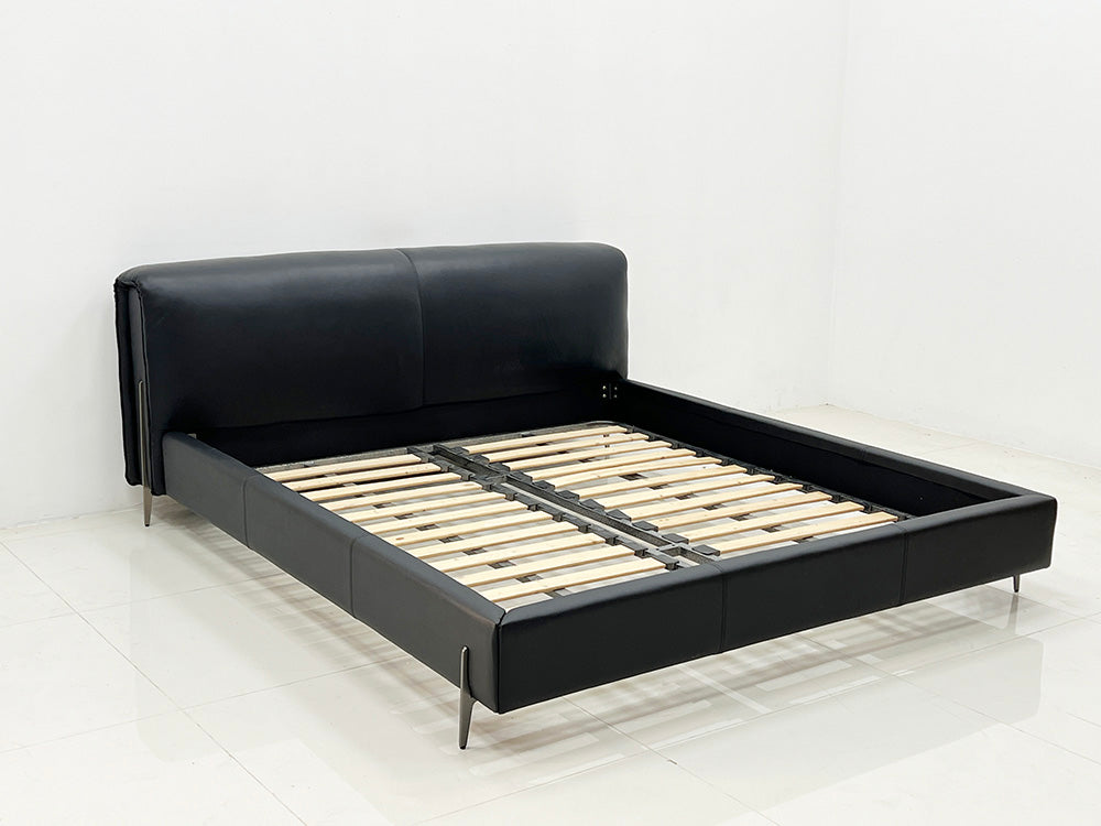 GC2320 Upholstered Bed