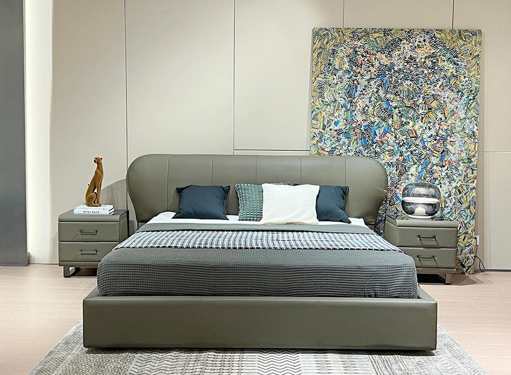 GC2321 Upholstered Bed