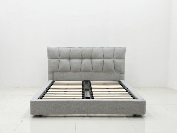 GC2333 Upholstered Bed