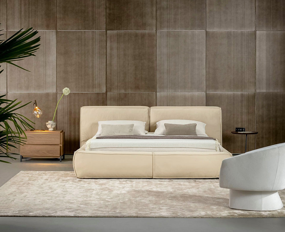 GC2337 Upholstered Bed