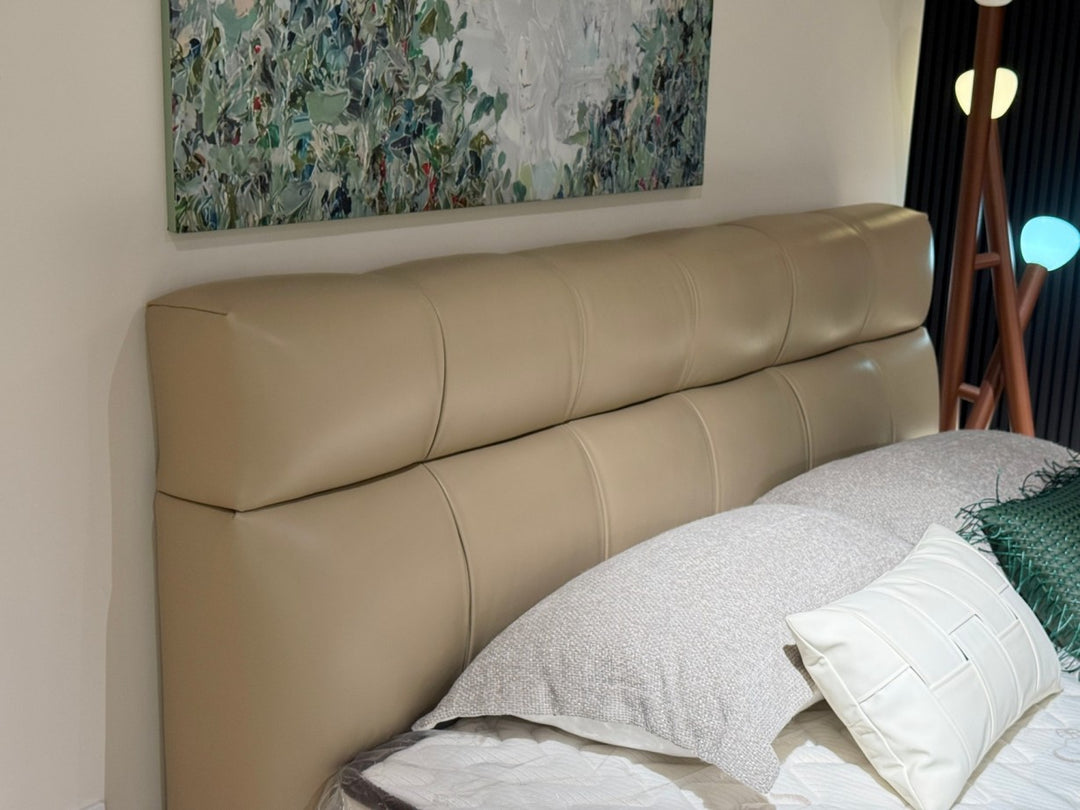 GC2522 Upholstered Bed gallery image 6