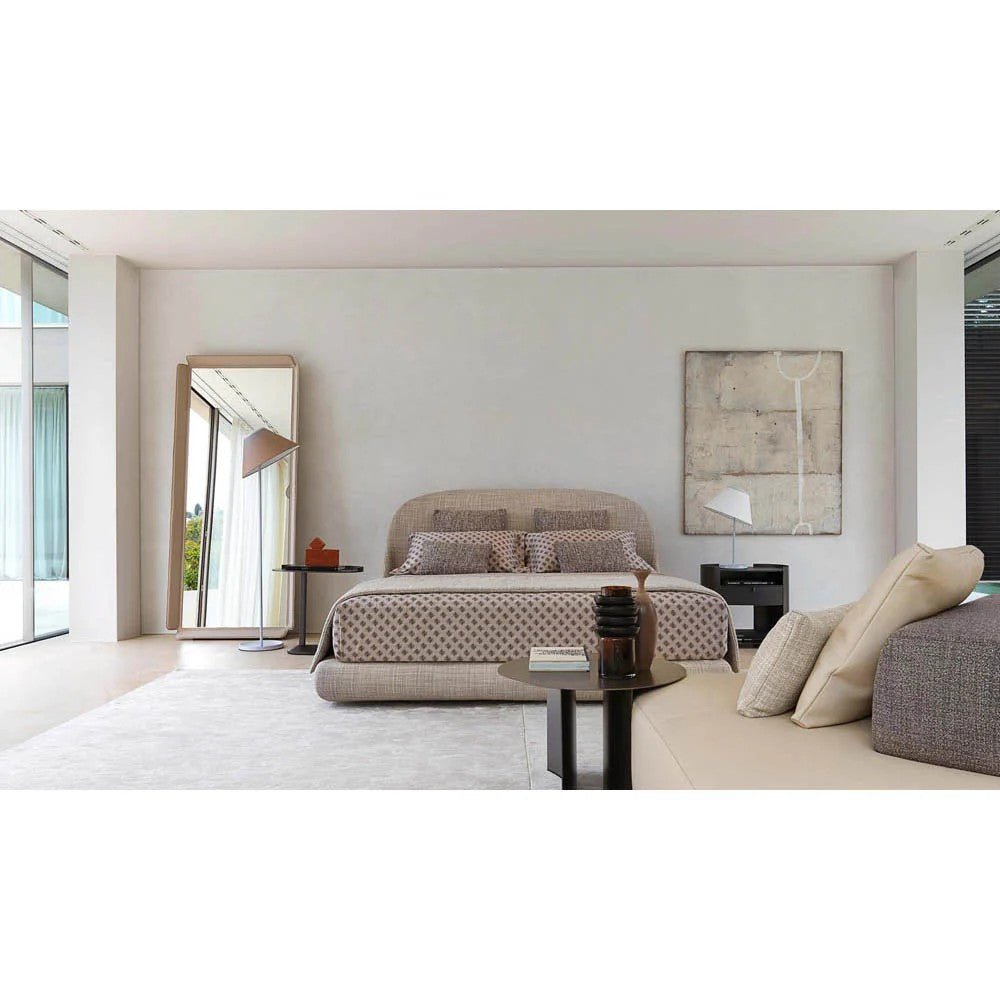 GC2618 Upholstered Bed