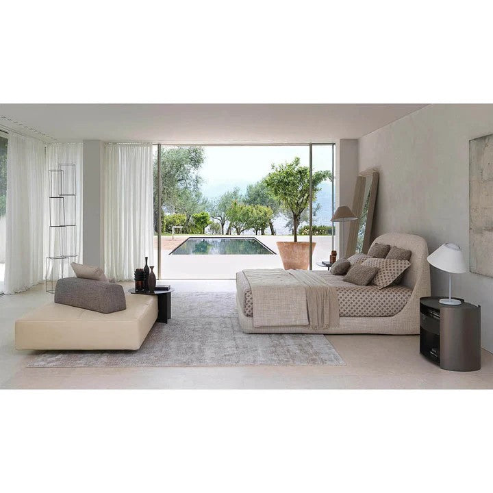 GC2618 Upholstered Bed