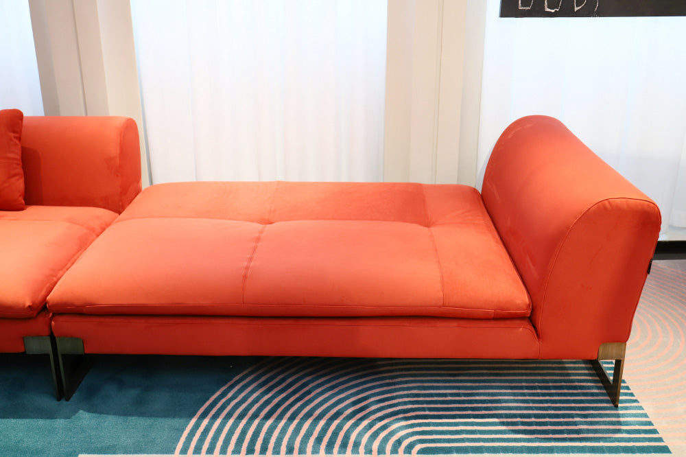 GS9081 Italian Modern Red Fabric Sofa