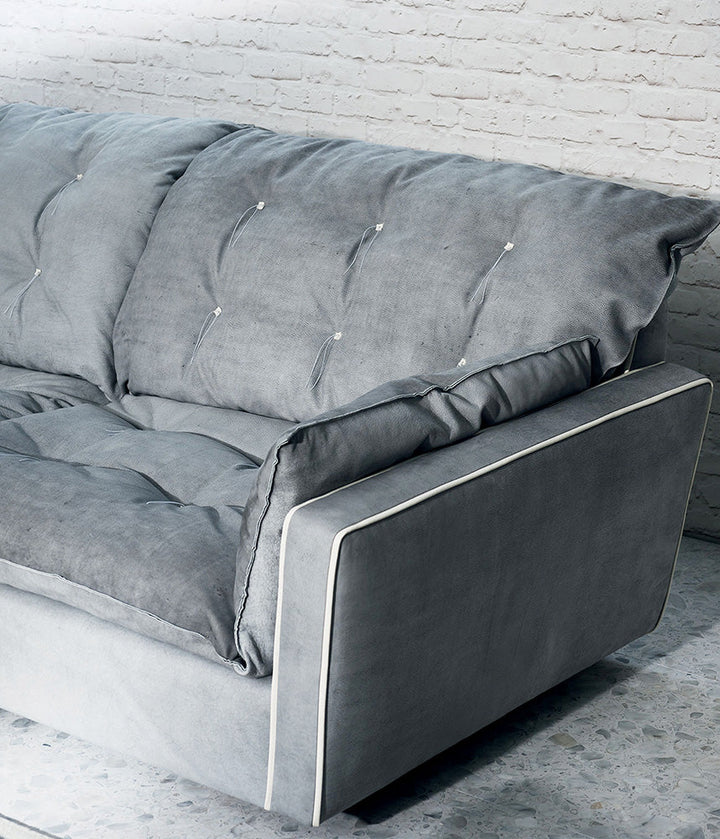GS9082 Modern Tufted Soft Sofa