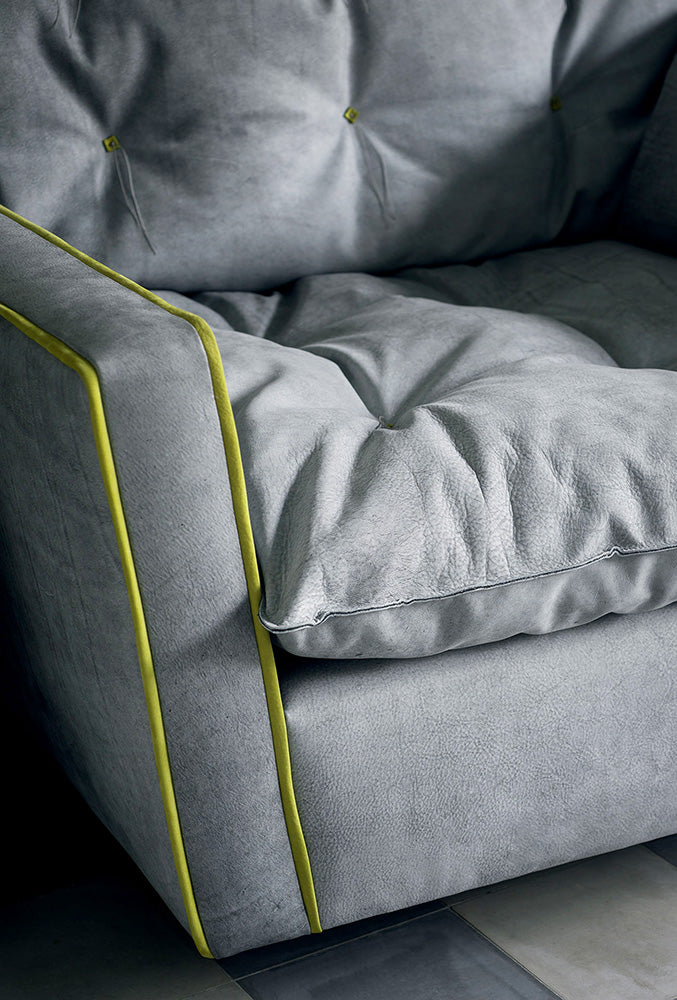 GS9082 Modern Tufted Soft Sofa